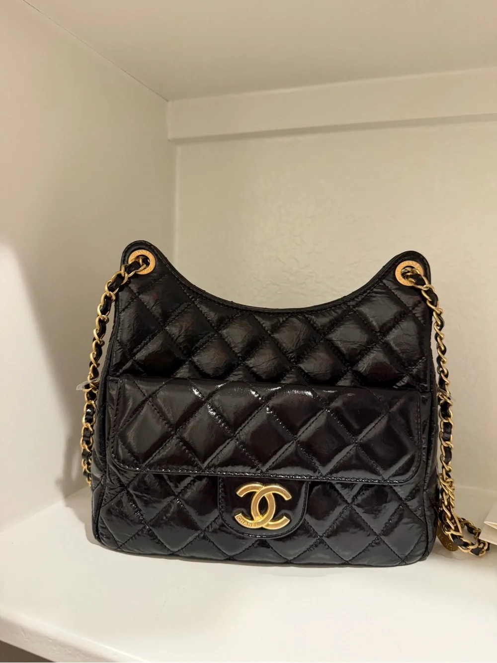 Chanel Shiny Crumpled Calfskin Quilted Wavy CC Hobo Black bag